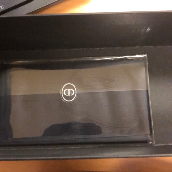 Dior So Real Brow Sunglasses - Picture 3 of 3